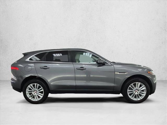 Used 2017 Jaguar F-PACE Prestige AWD/4WD image 4