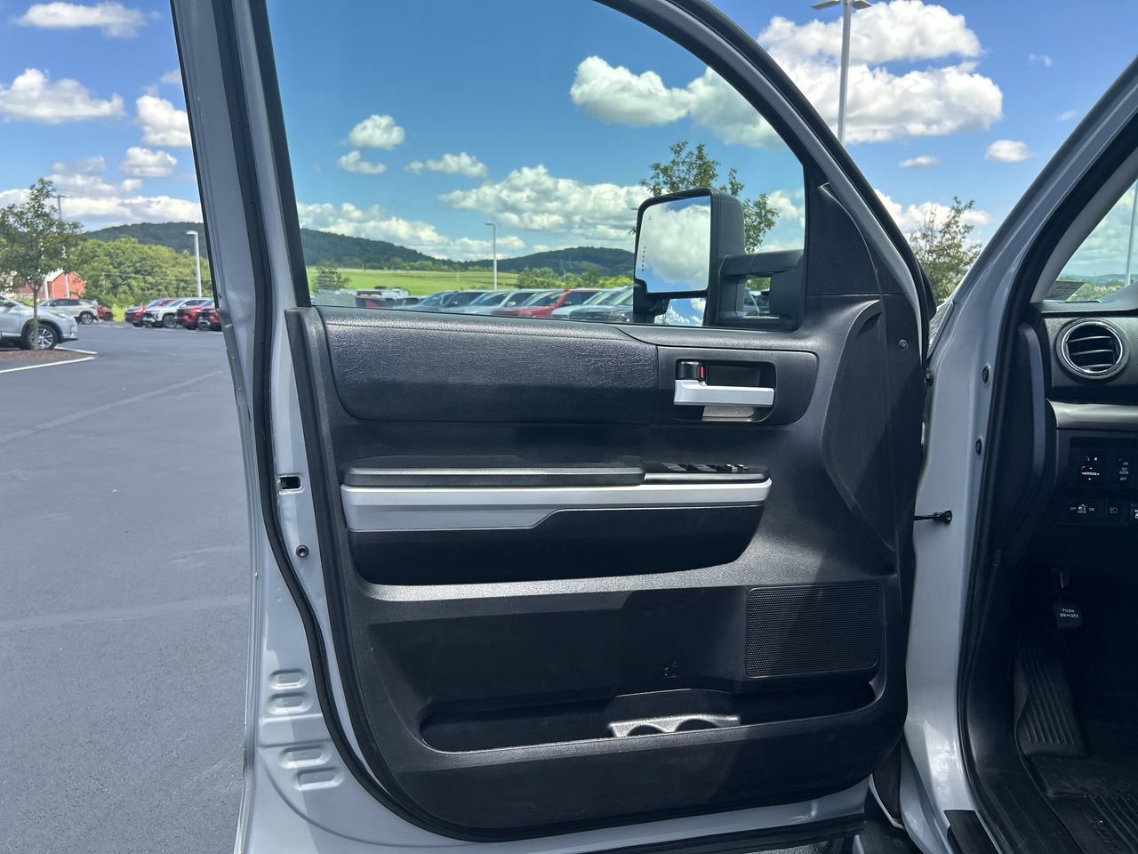 Used 2021 Toyota Tundra SR5 AWD/4WD image 20
