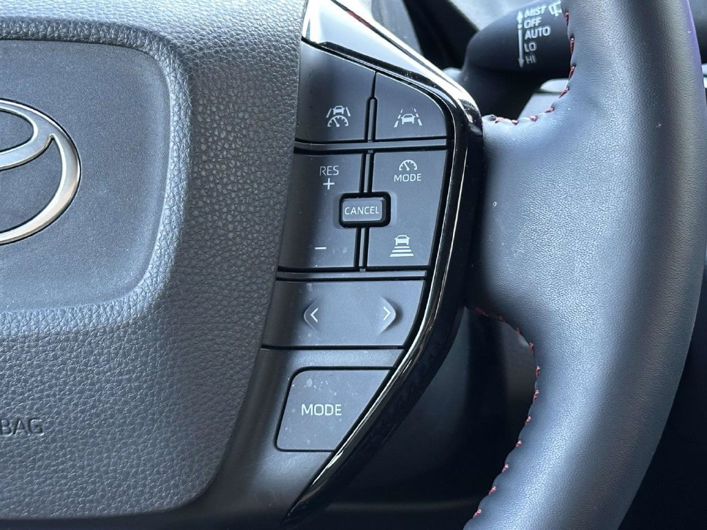 Used 2024 Toyota Prius Prime Premium w/ Advanced Technology Package FWD image 23