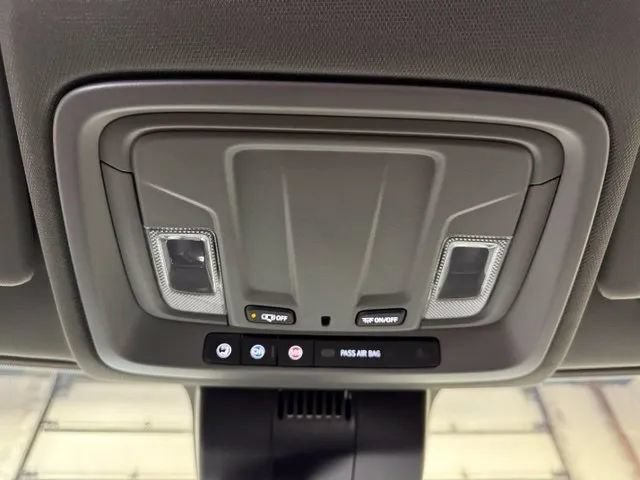 New 2026 Chevrolet Silverado 1500 Custom w/ Turbomax Blackout Package AWD/4WD image 15