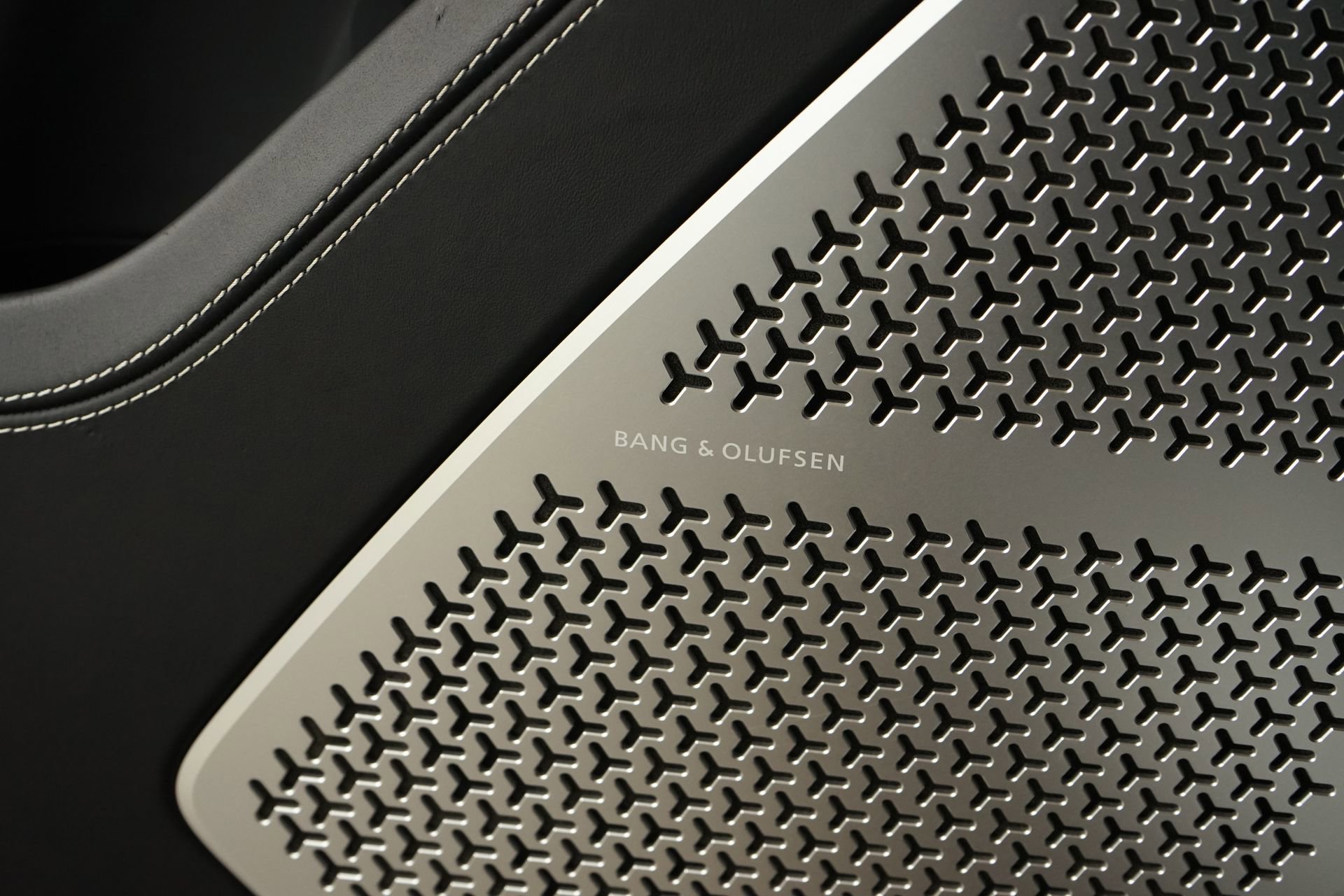 Used 2020 Lamborghini Urus image 35