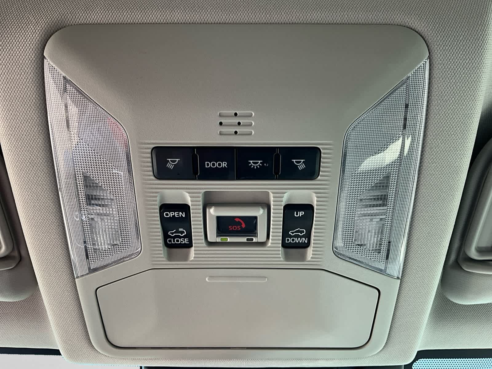 Used 2023 Toyota RAV4 XLE Premium AWD/4WD image 20