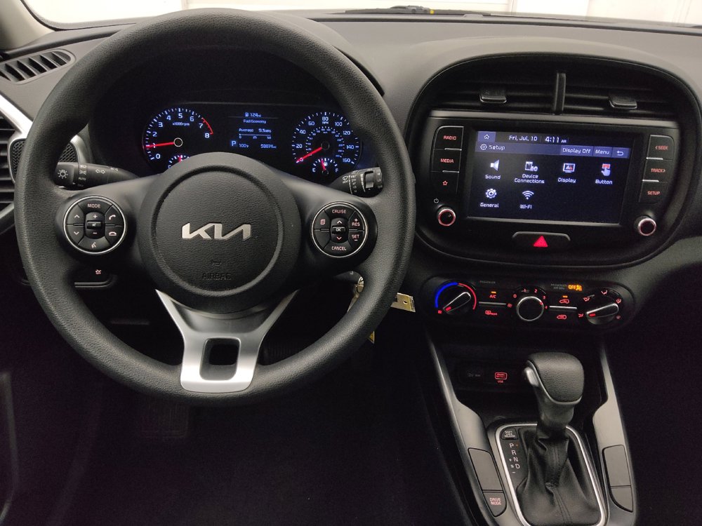Used 2022 Kia Soul LX w/ Technology Package FWD image 22
