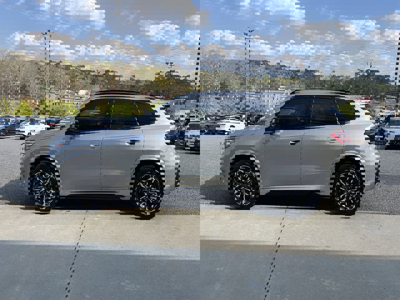 Certified 2023 BMW X1 xDrive28i w/ Premium Package image 5