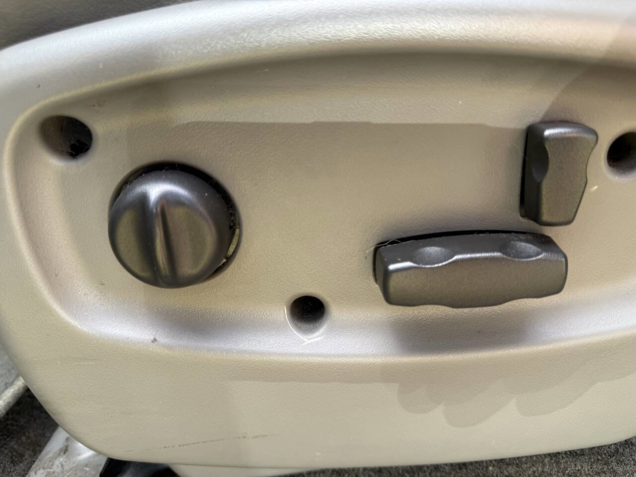 Used 2004 Chevrolet TrailBlazer LT w/ LT Preferred Equipment Group image 24