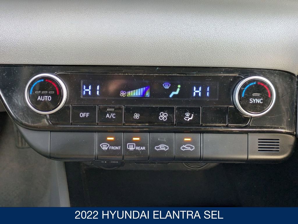 Used 2022 Hyundai Elantra SEL image 23