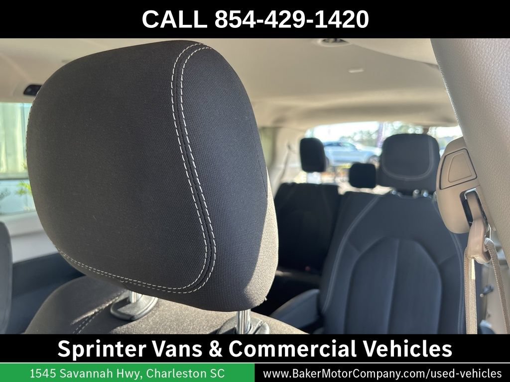 Used 2024 Chrysler Voyager LX FWD image 48