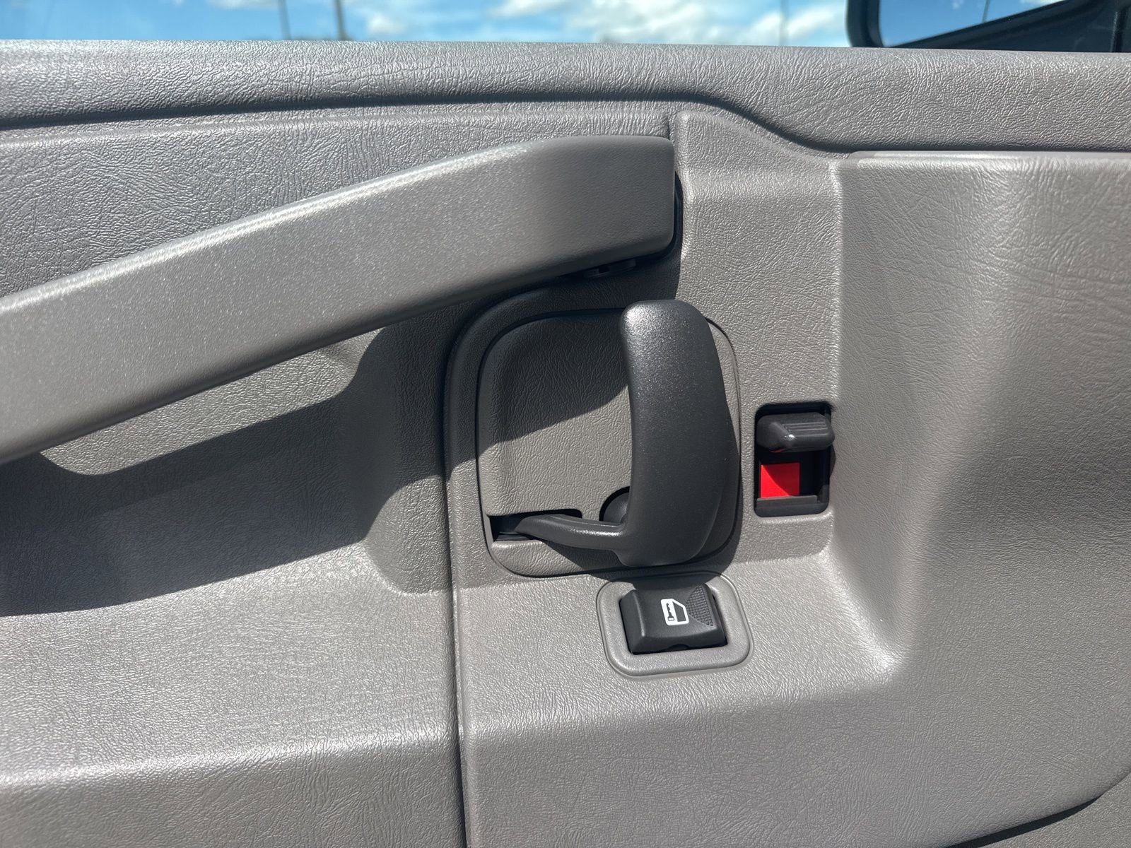 New 2026 Chevrolet Express 2500 w/ Driver Convenience Package RWD image 12