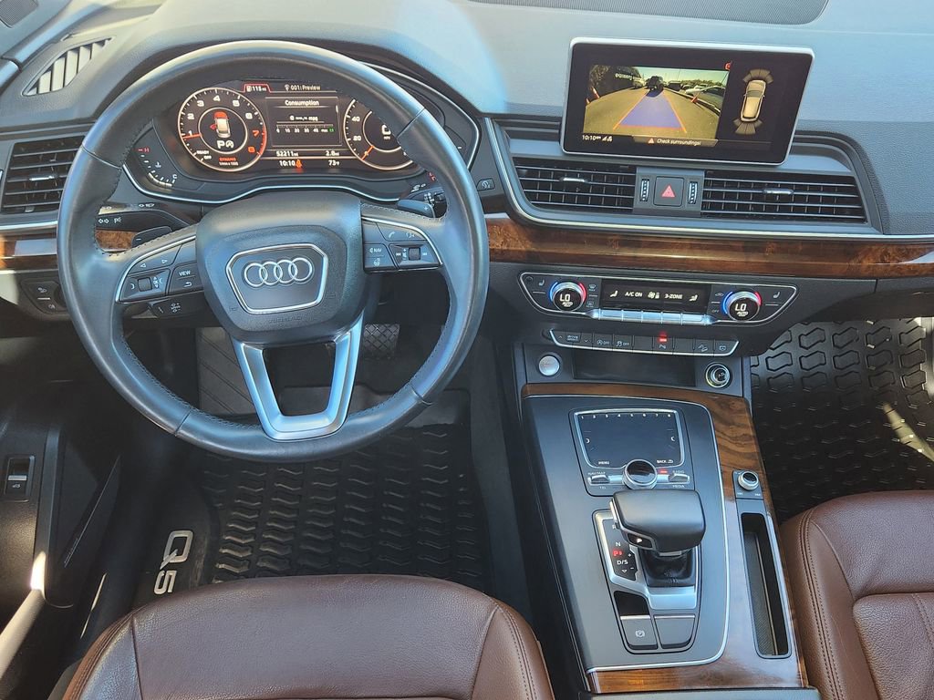 Used 2018 Audi Q5 2.0T Premium Plus w/ Premium Plus Package image 3