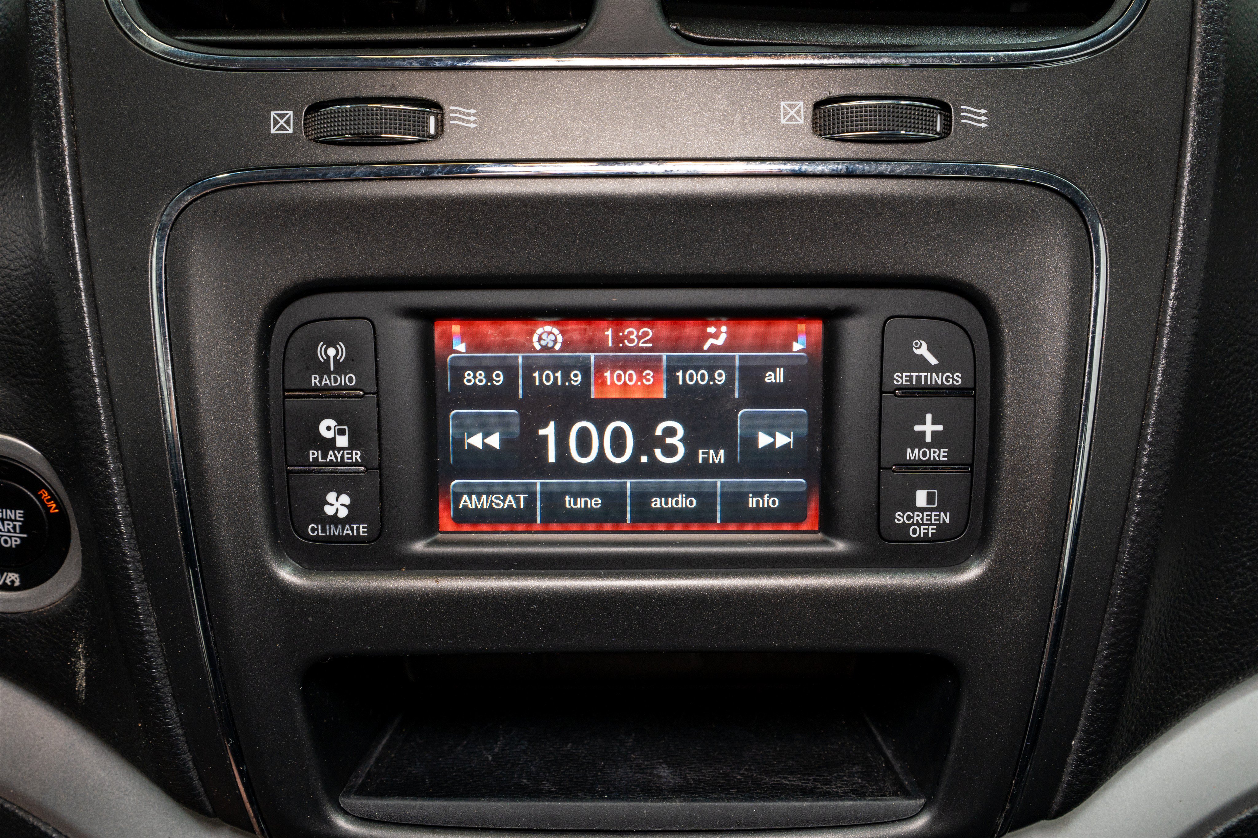 Used 2018 Dodge Journey SE w/ Popular Equipment Group FWD image 14