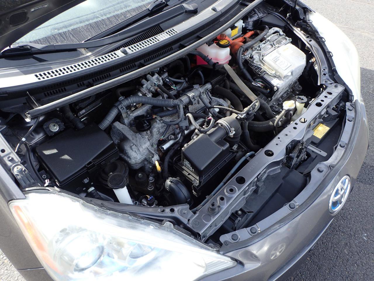 Used 2012 Toyota Prius C Four FWD image 19