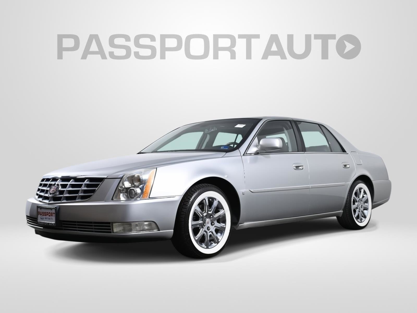 Used 2008 Cadillac DTS w/ Sun And Navigation Package