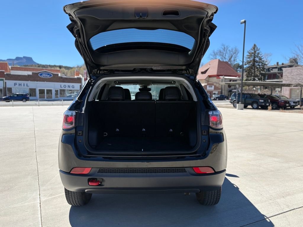 Used 2022 Jeep Compass Trailhawk w/ Trailhawk Convenience Group image 9