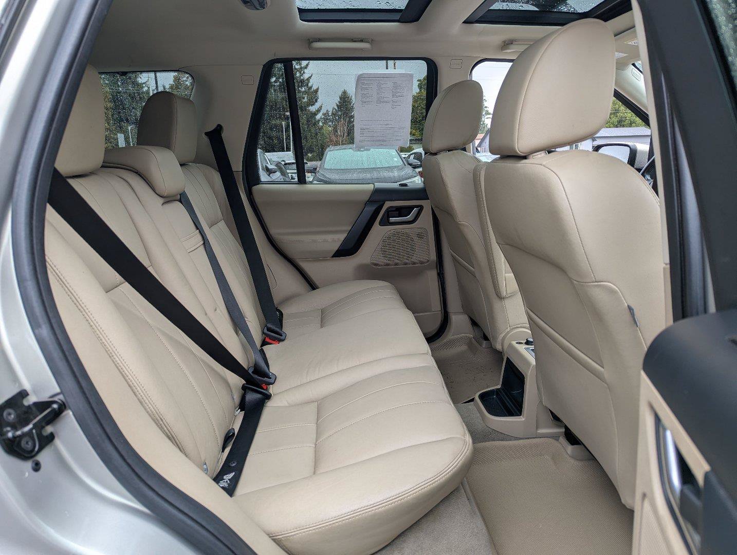 Used 2012 Land Rover LR2 HSE w/ Climate Comfort Pkg AWD/4WD image 33