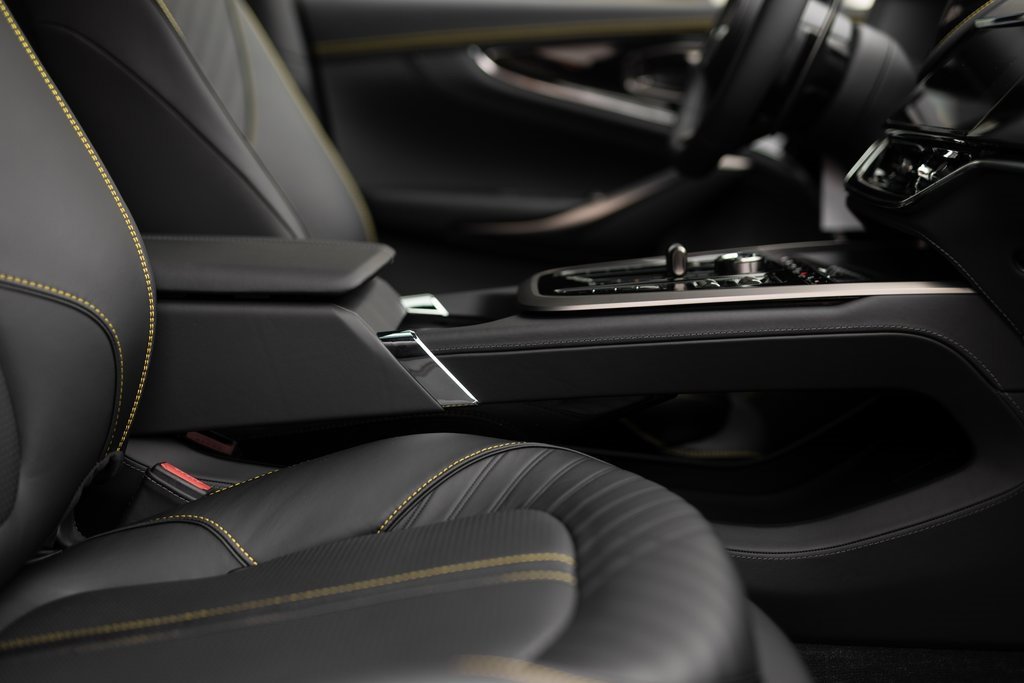 New 2026 Aston Martin DBX 707 image 16