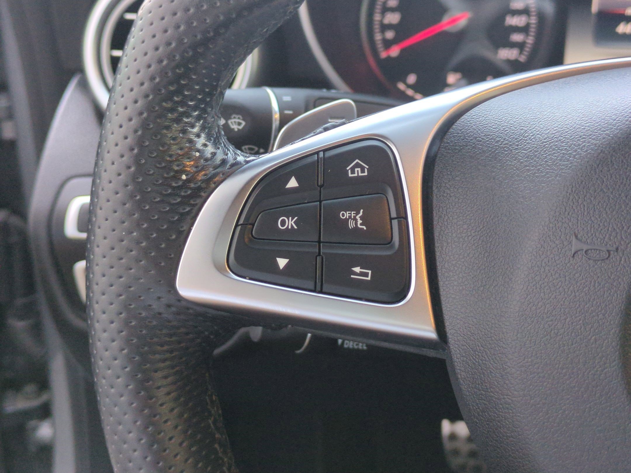 Used 2018 Mercedes-Benz C 300 4MATIC Cabriolet image 17