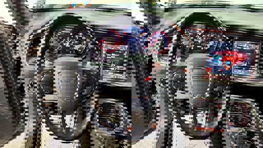 Used 2018 Dodge Challenger GT w/ Driver Convenience Group image 13