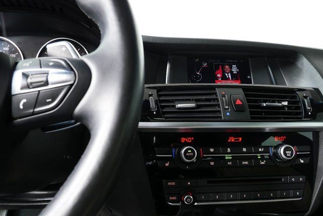Used 2017 BMW X4 xDrive28i image 12