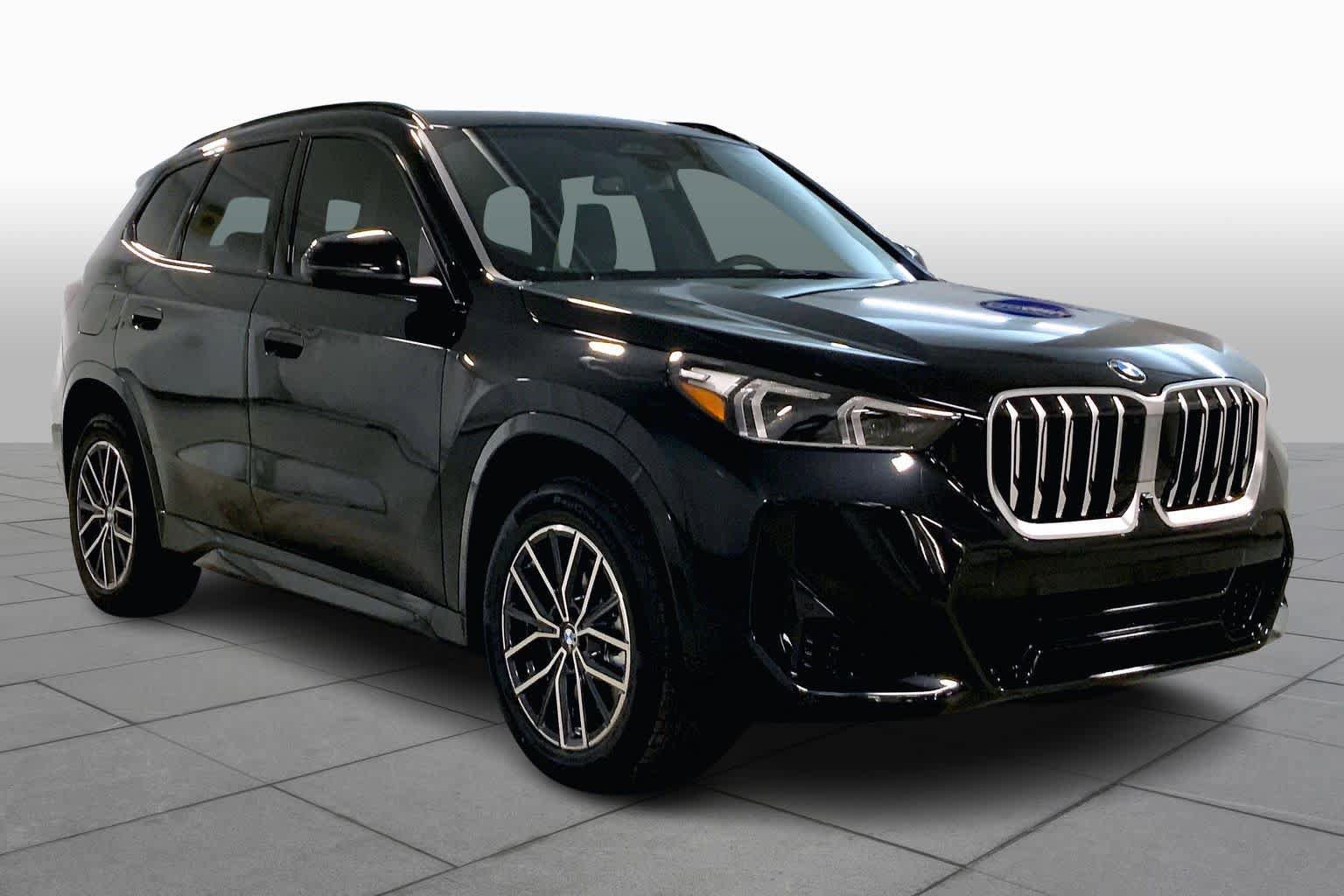 New 2026 BMW X1 xDrive28i w/ Technology Package AWD/4WD image 2