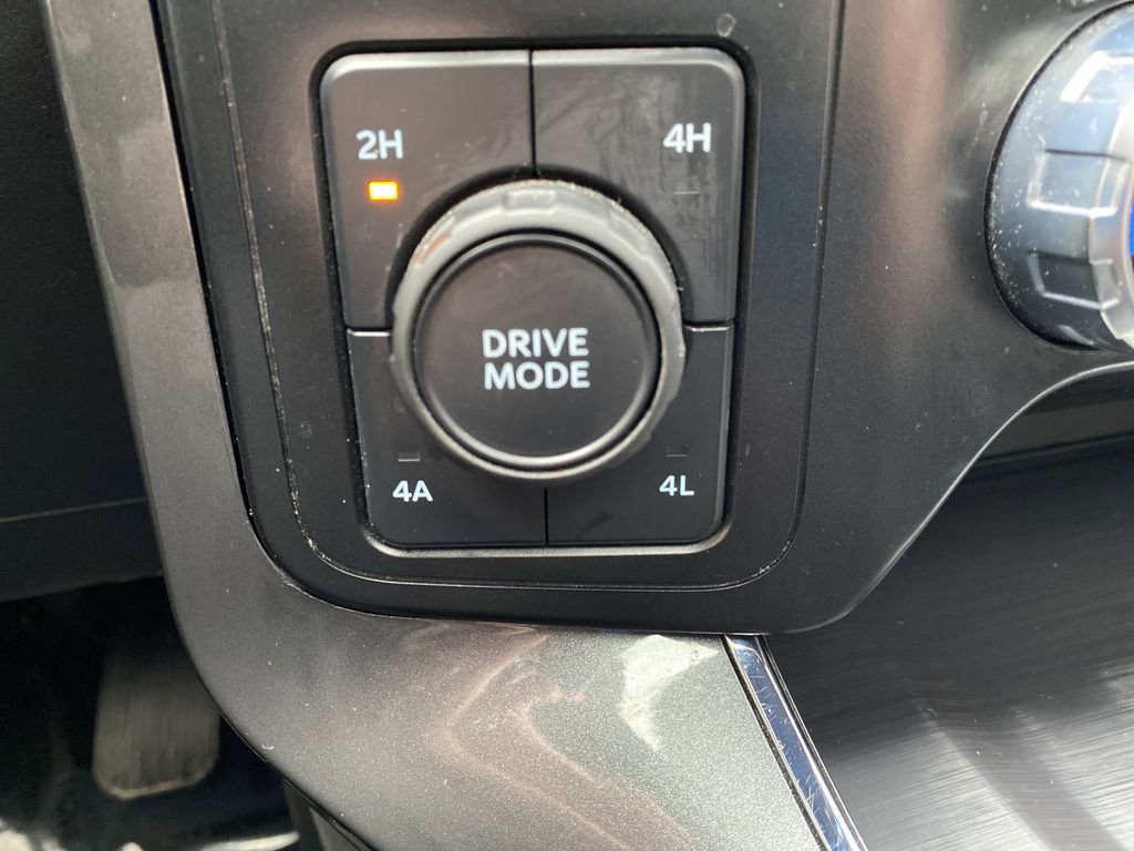 Certified 2023 Ford F150 Lariat image 30