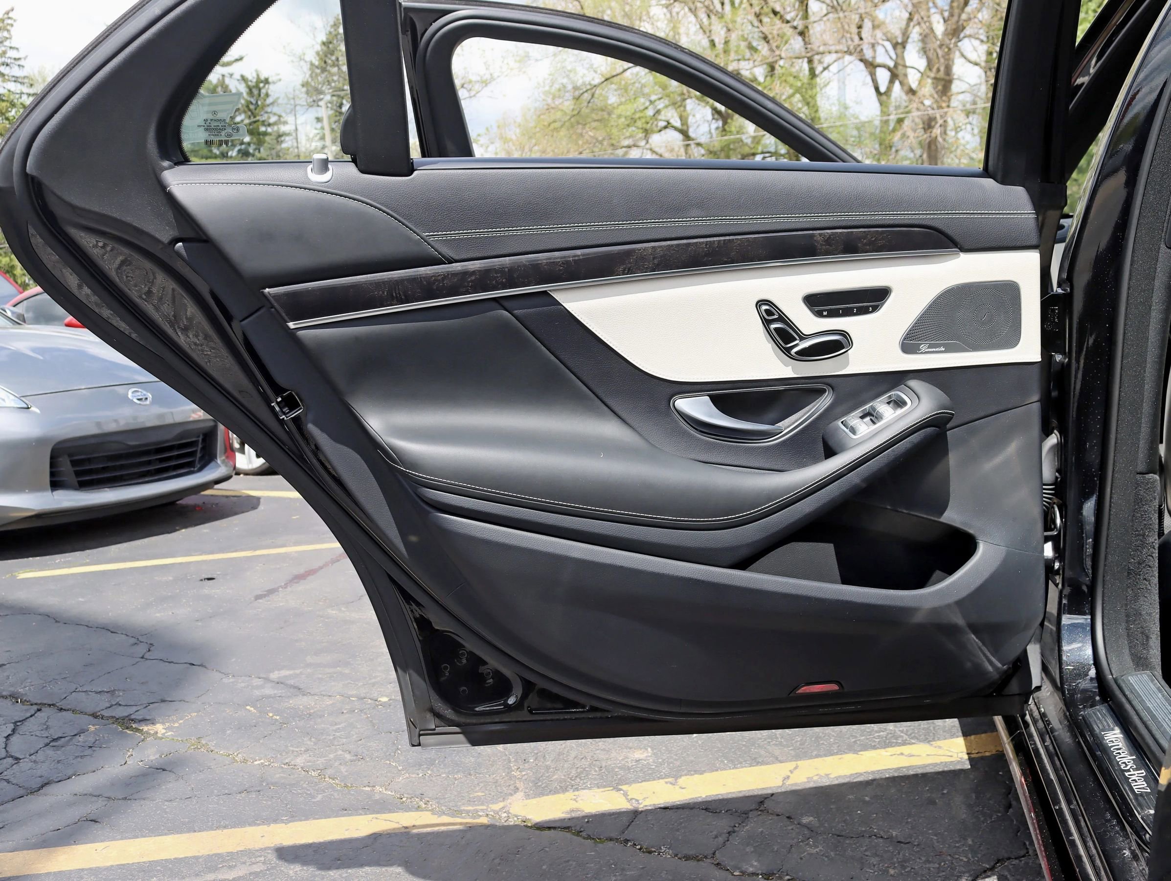 Used 2019 Mercedes-Benz S 560 Sedan image 42
