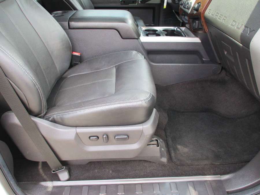 Used 2015 Ford F350 Lariat image 30