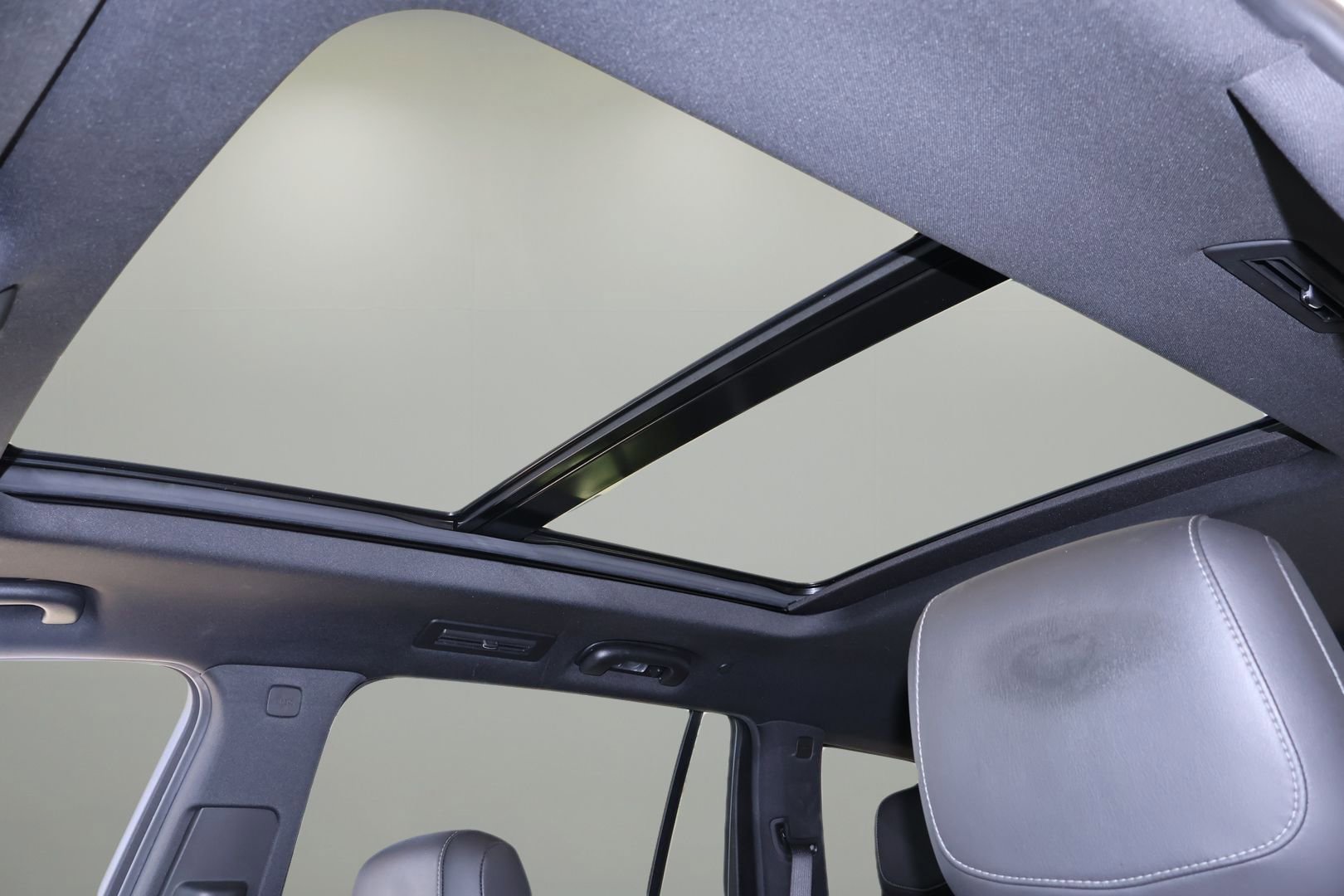 Used 2020 Cadillac XT6 Premium Luxury image 30