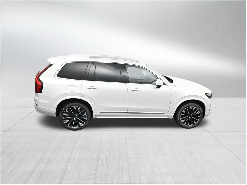 New 2026 Volvo XC90 T8 Plus w/ Protection Package Premier AWD/4WD image 18