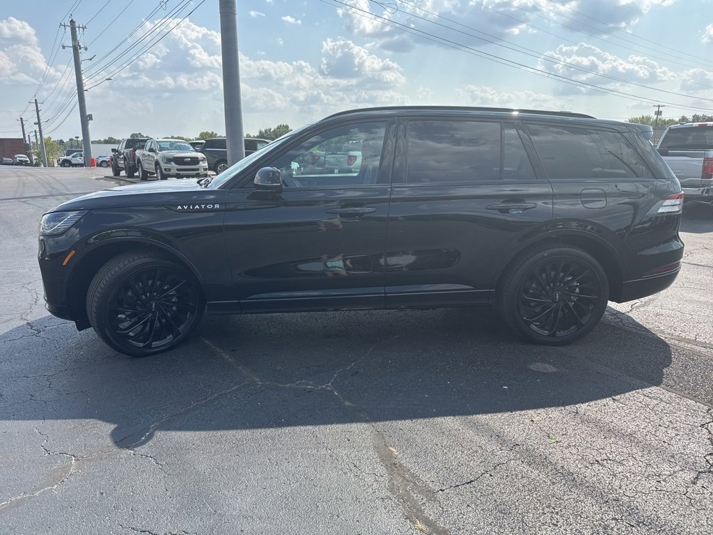 New 2025 Lincoln Aviator Reserve image 4