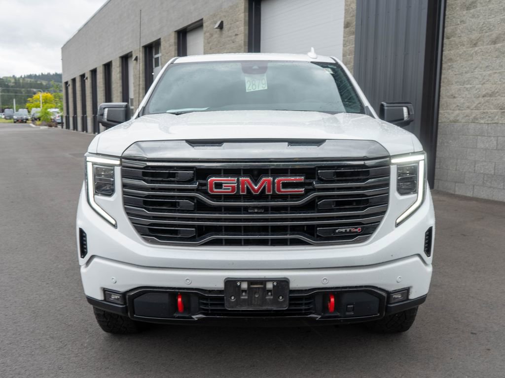 Used 2023 GMC Sierra 1500 AT4 w/ AT4 Preferred Package AWD/4WD image 2