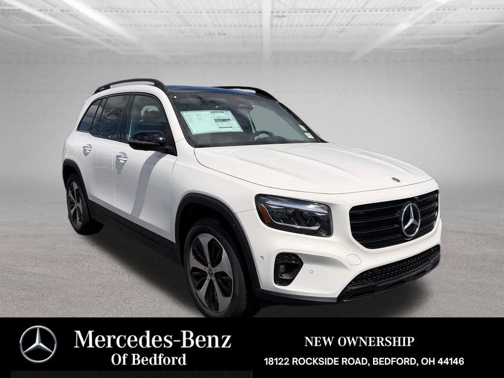 New 2026 Mercedes-Benz GLB 250 4MATIC image 3
