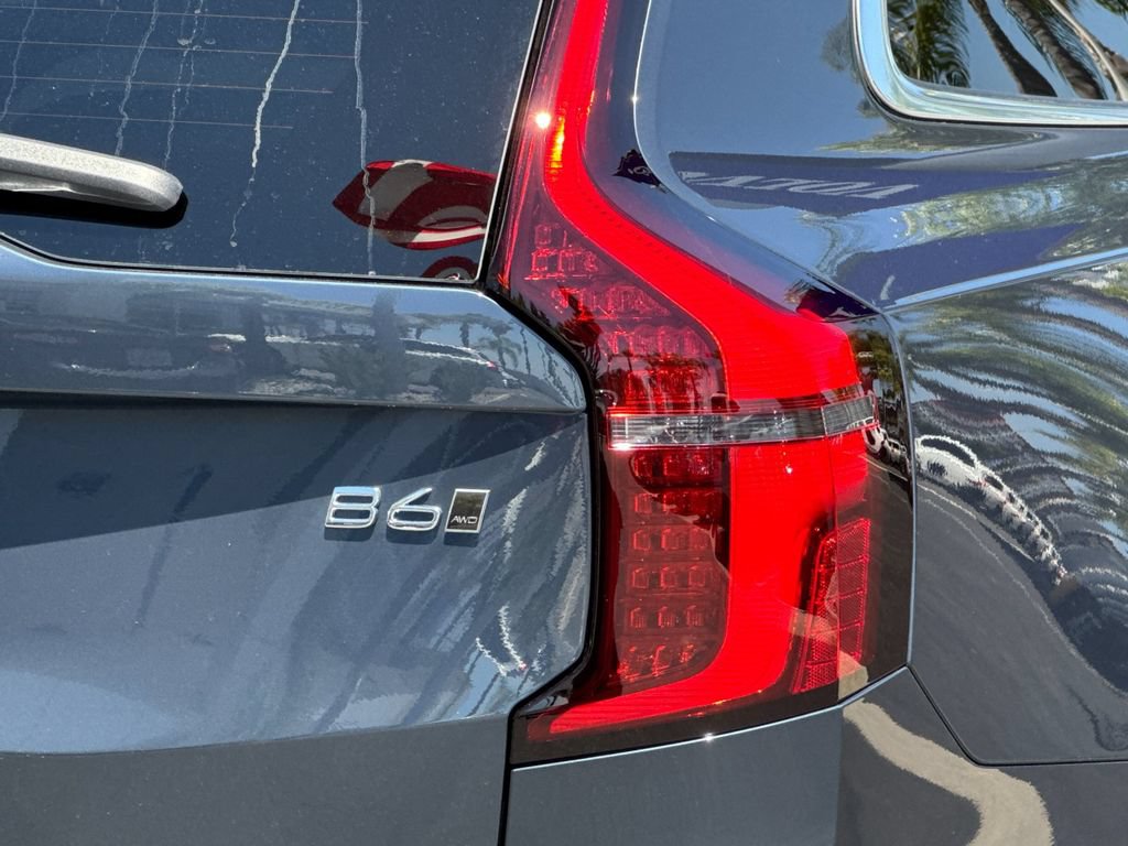New 2026 Volvo XC90 B6 Plus w/ Protection Package Premier AWD/4WD image 26