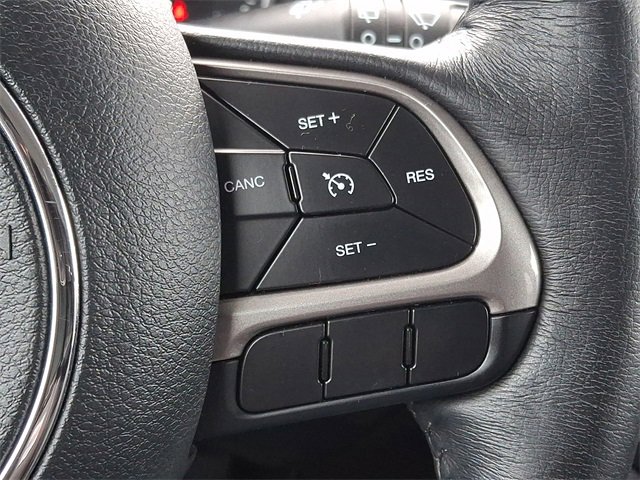 Used 2022 Jeep Renegade Limited image 21