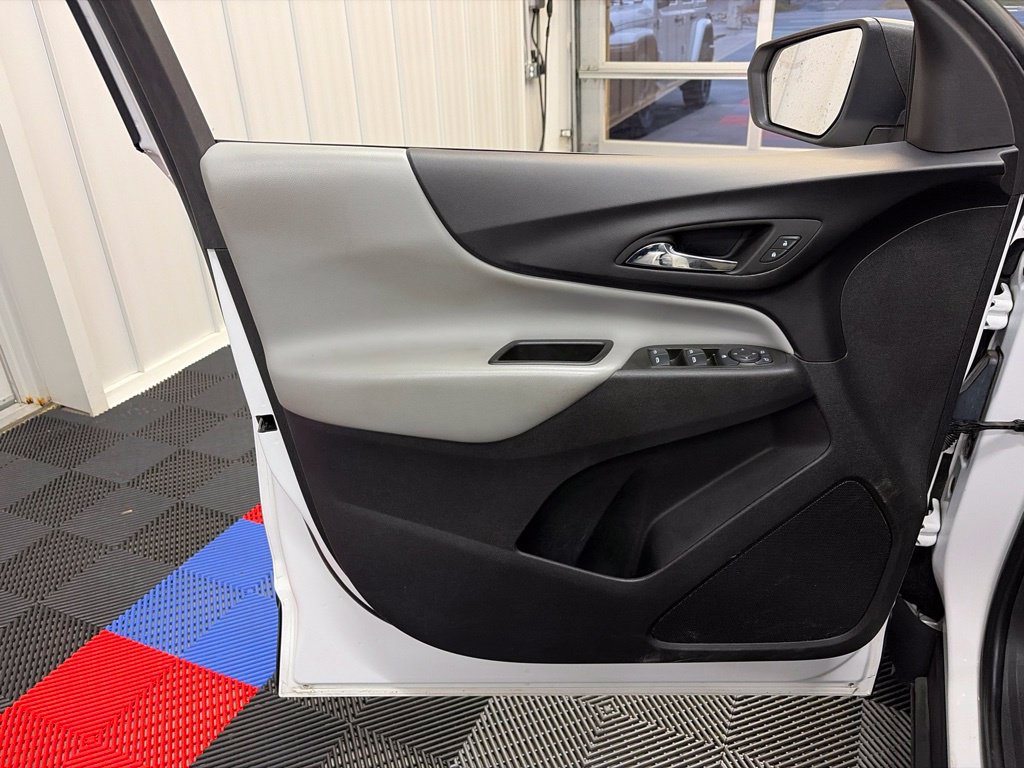 Used 2024 Chevrolet Equinox LS w/ LPO, Floor Liner Package FWD image 12