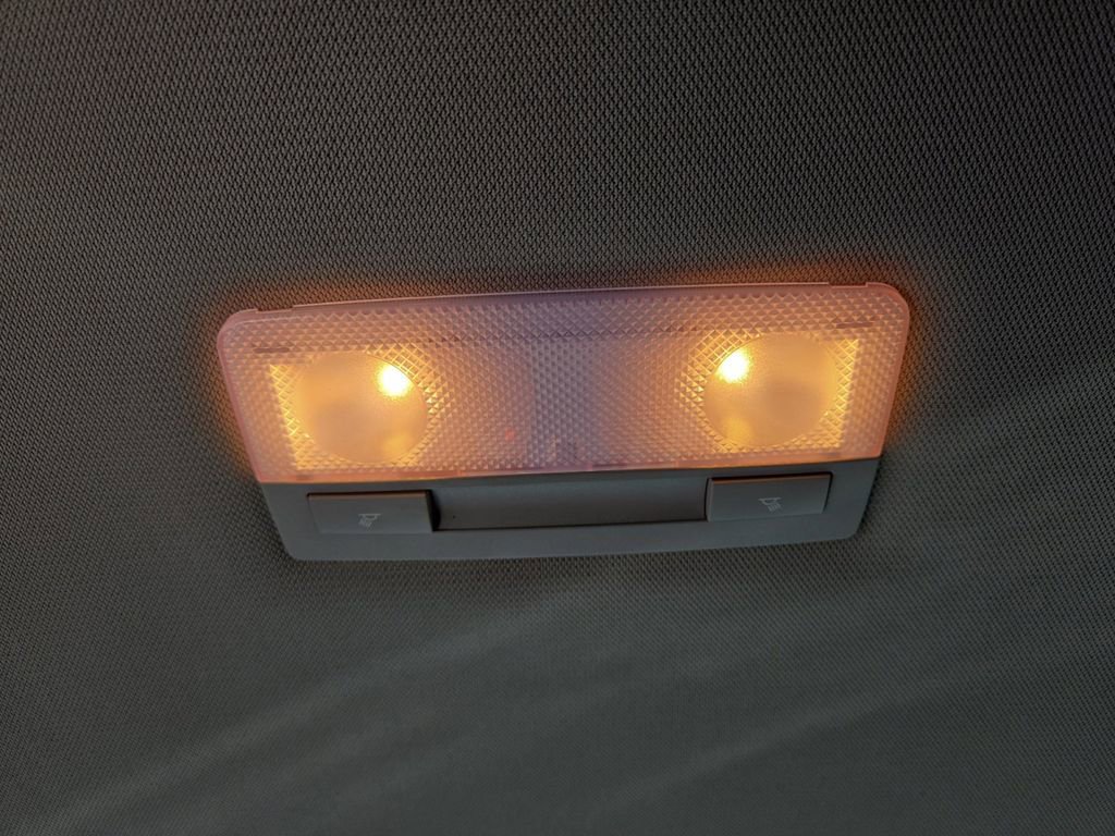 Used 2017 Chevrolet Equinox LT w/ Convenience Package image 23