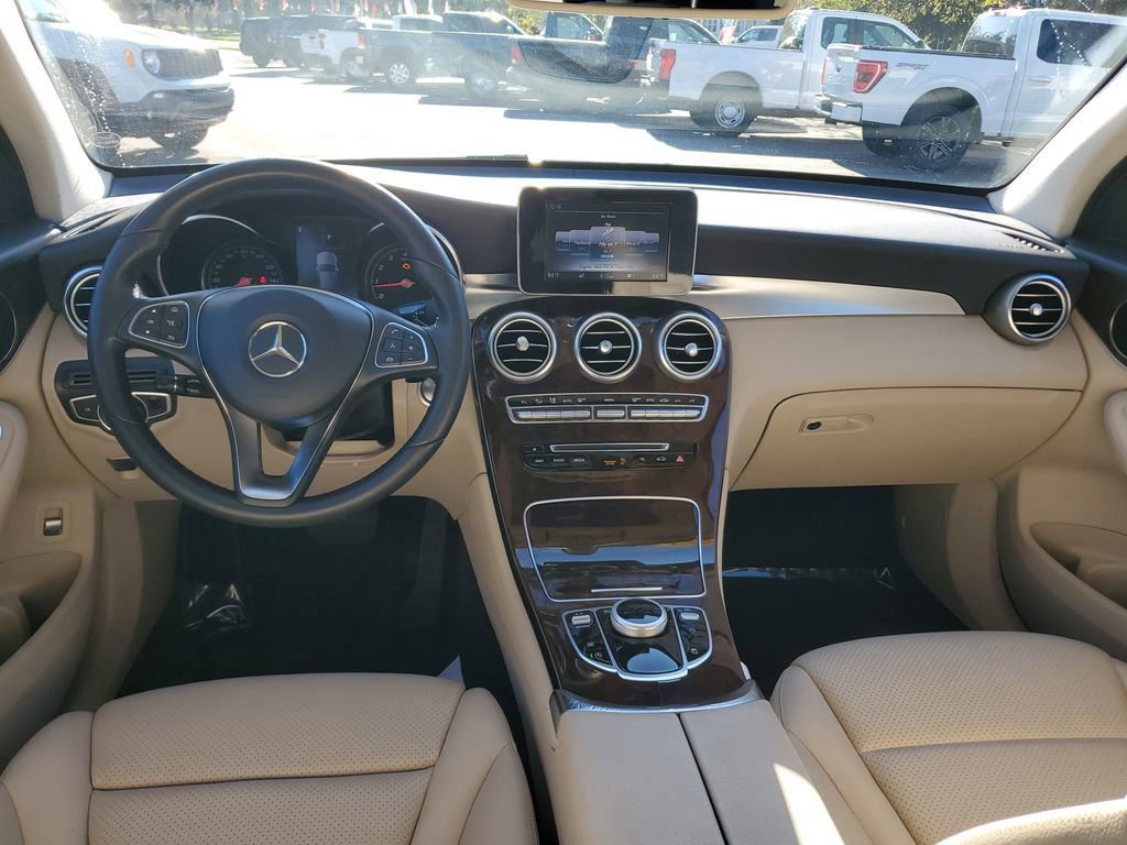 Used 2018 Mercedes-Benz GLC 300 image 10