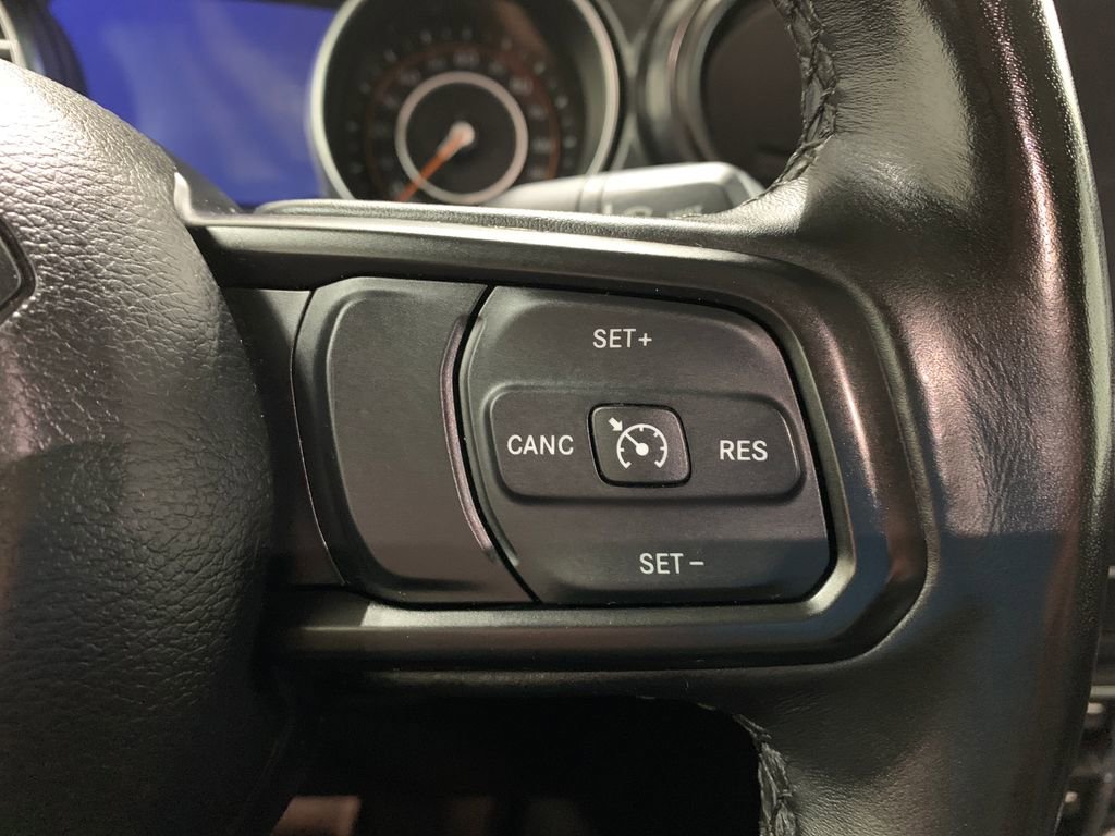 Used 2022 Jeep Gladiator Sport image 21