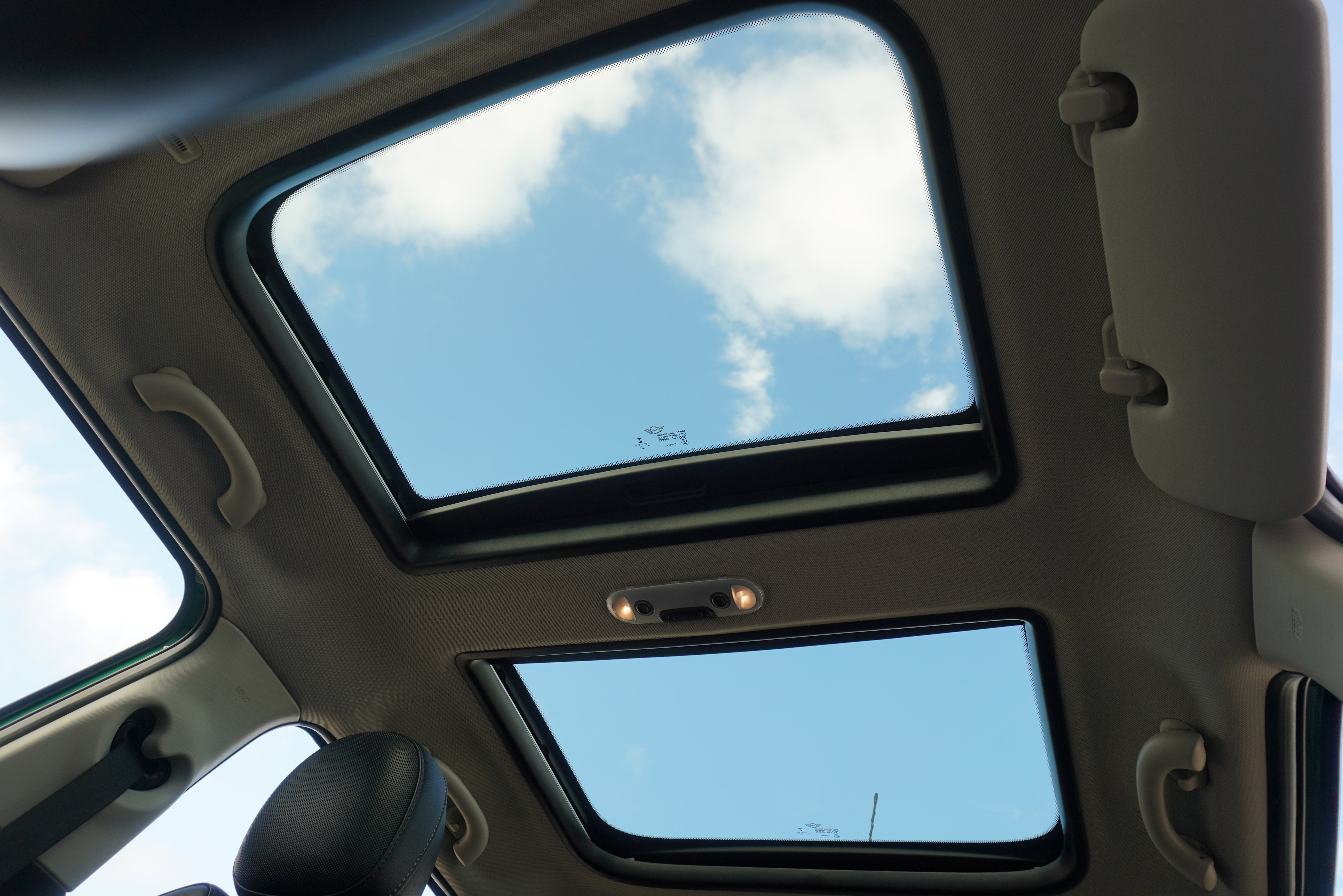 Used 2022 MINI Cooper S FWD image 17