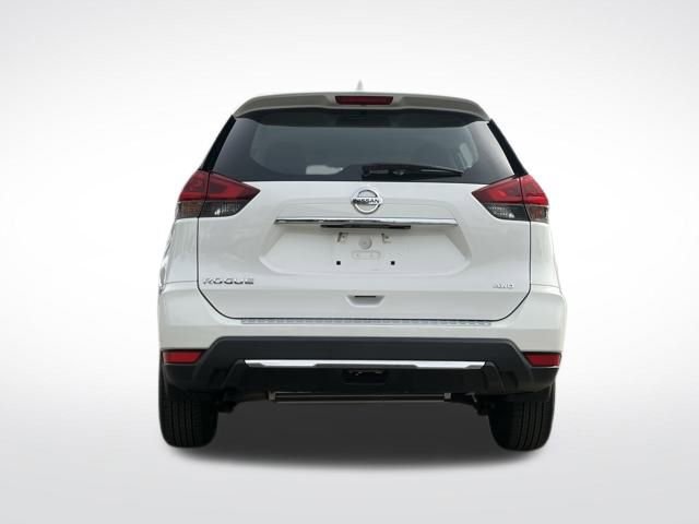 Used 2018 Nissan Rogue S image 24