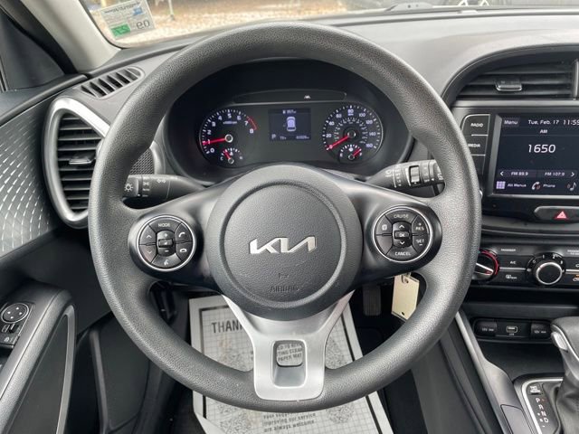 Used 2022 Kia Soul LX w/ Technology Package image 14