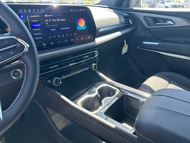 New 2026 Chevrolet Traverse LT w/ LPO, Floor Liner Package AWD/4WD image 22
