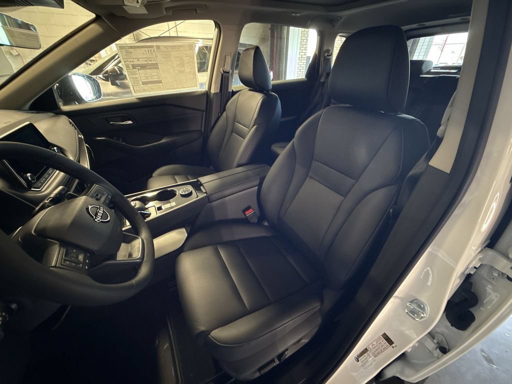 New 2026 Nissan Rogue Dark Armor AWD/4WD image 13