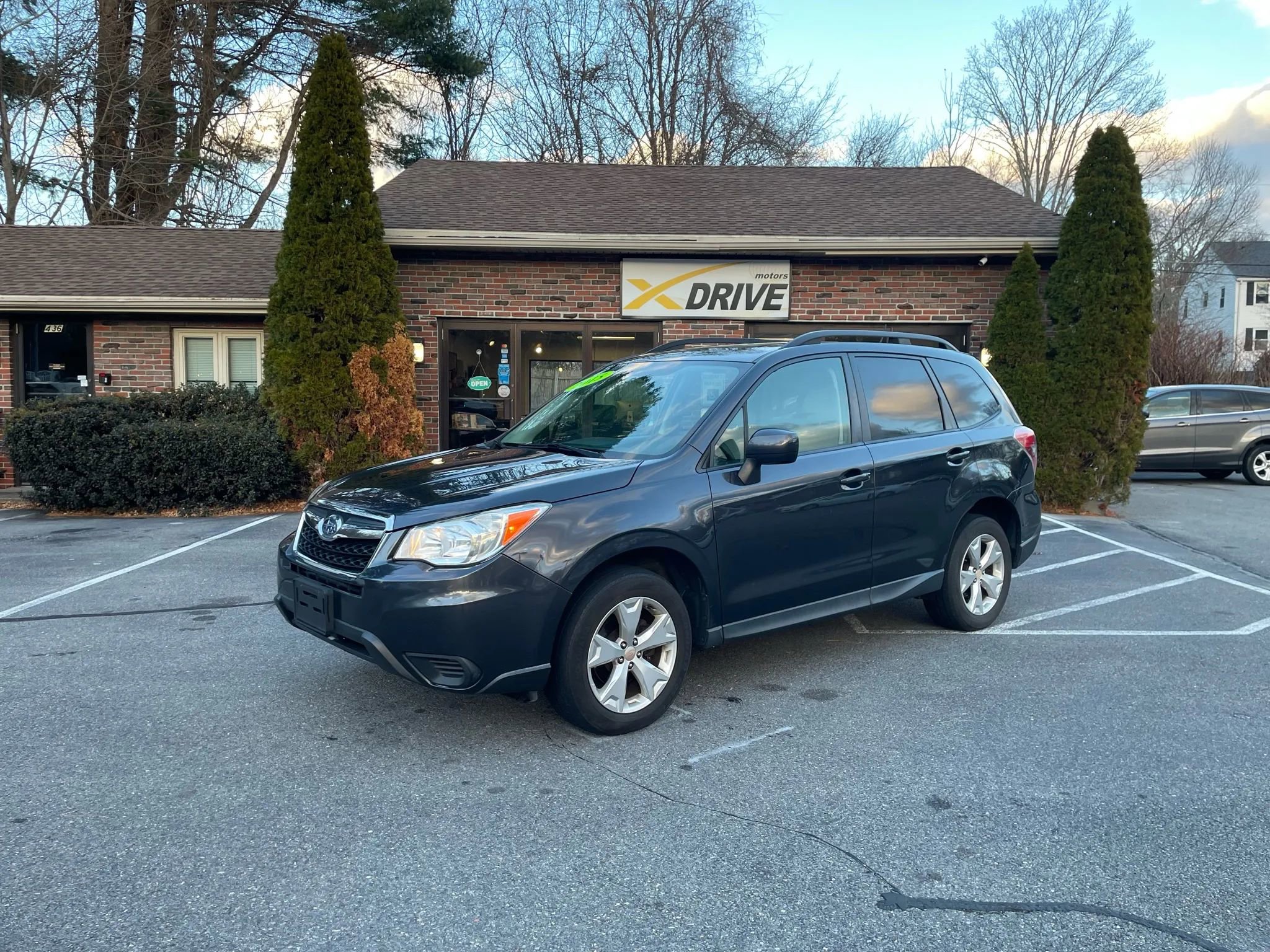 Used 2015 Subaru Forester 2.5i Premium w/ All-Weather Package image 3