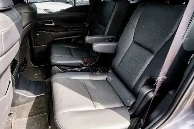 Used 2025 Lexus GX 550 image 45