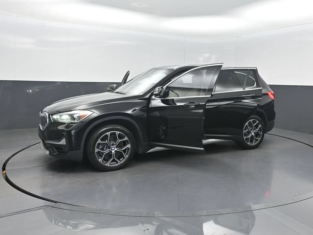 Used 2022 BMW X1 sDrive28i w/ Premium Package FWD image 32