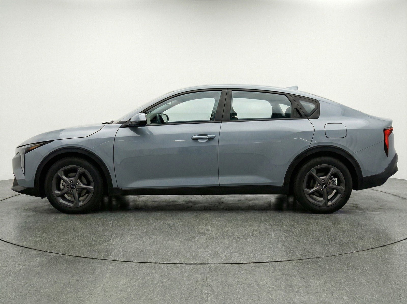 Used 2025 Kia K4 FWD image 5