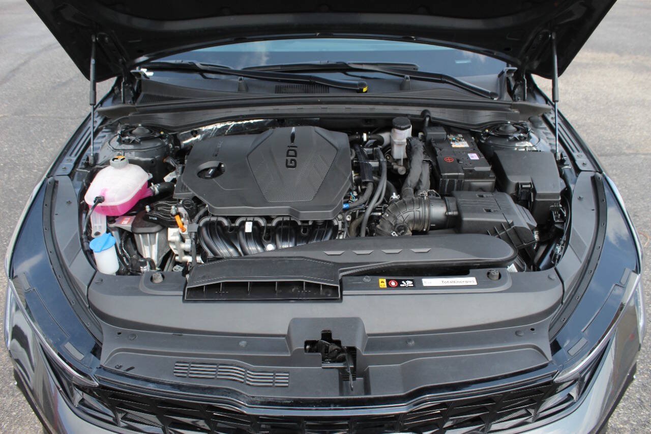 Used 2025 Kia K5 LXS FWD image 17