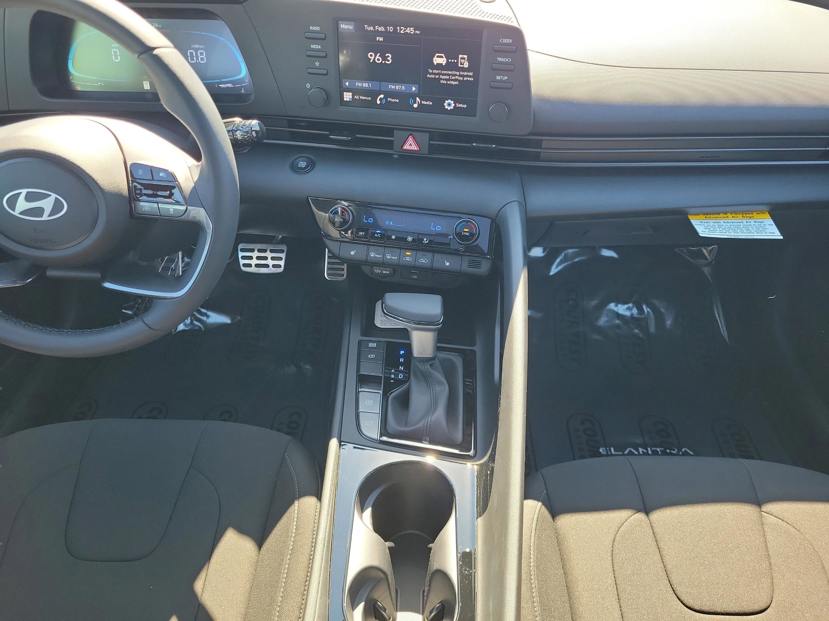 New 2026 Hyundai Elantra SEL Sport image 16