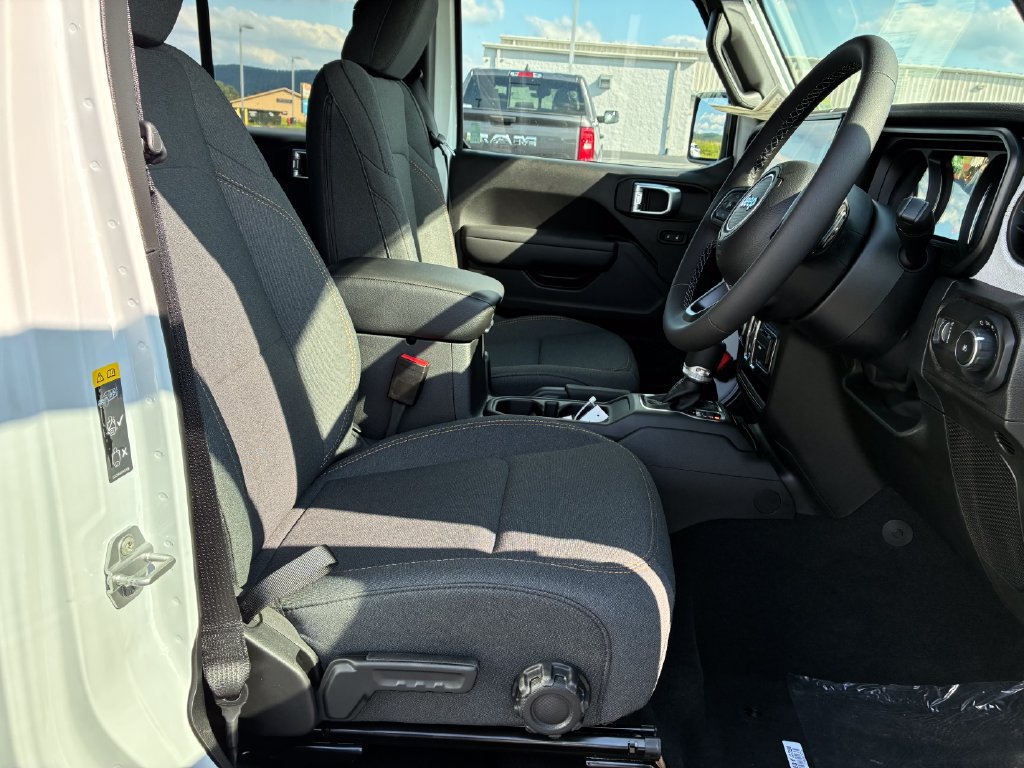New 2026 Jeep Wrangler Unlimited Sport AWD/4WD image 7