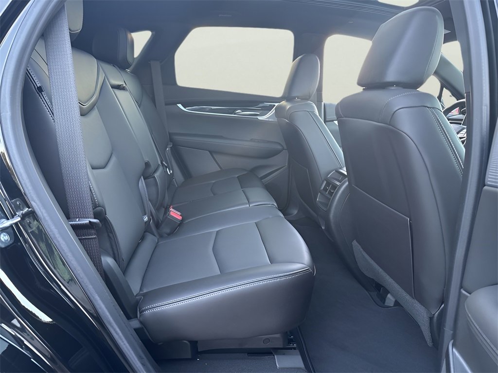 Certified 2025 Cadillac XT5 Premium Luxury w/ Technology Package image 18
